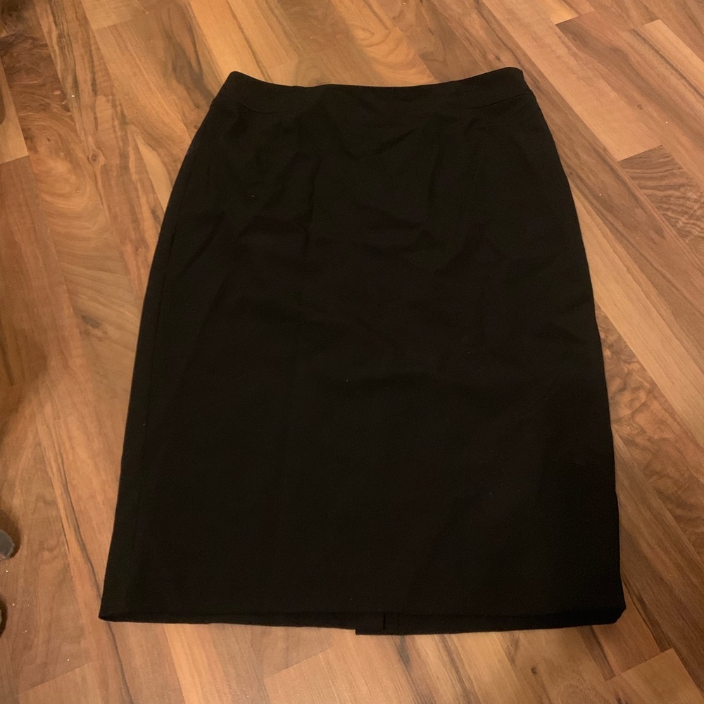 Black lined Rafaella skirt